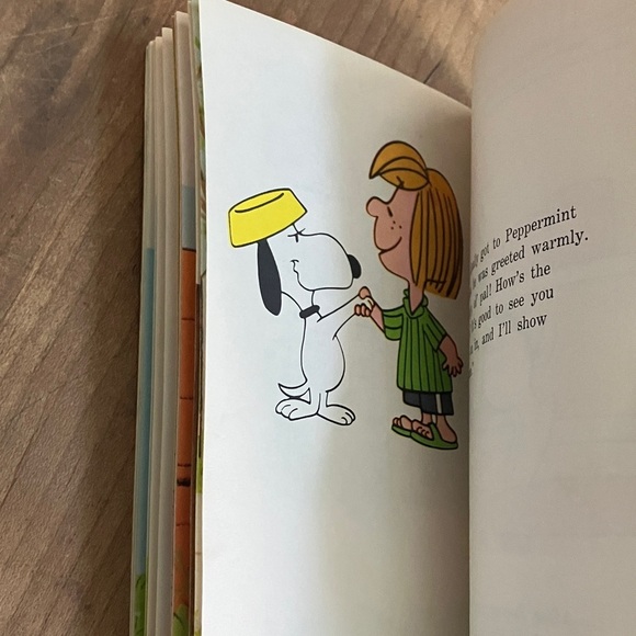 "He's Your Dog, Charlie Brown!" Book vintage 1973 softcover comic book - Picture 7 of 16